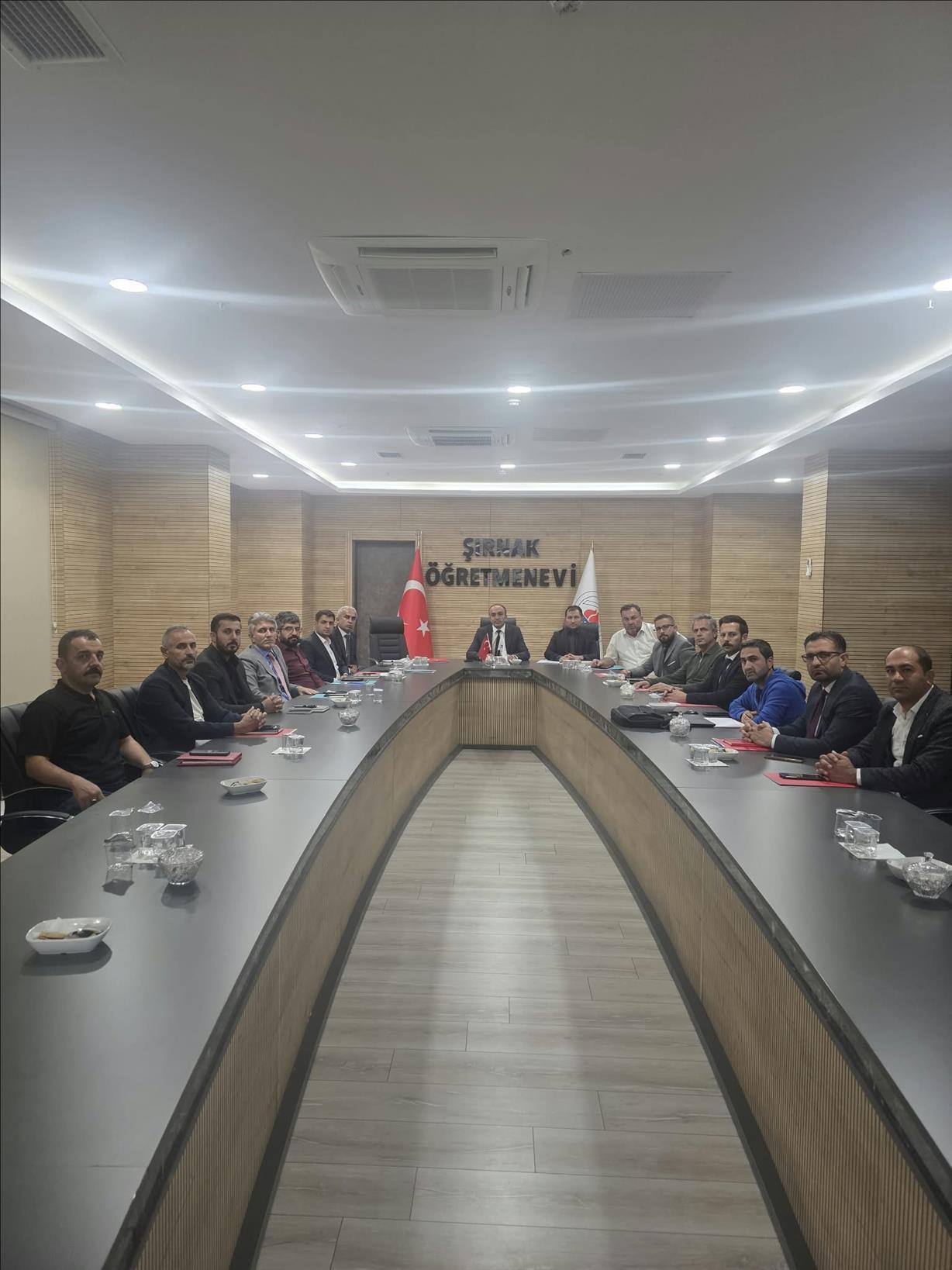 sirnak-universitesi-nden-il-hayat-boyu-gelisim-vizyon-haritasi-calistayina-katki